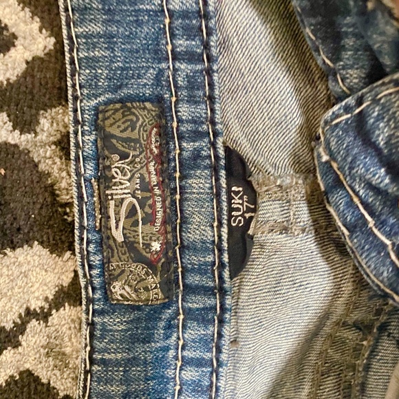 Y2K Low / Mid Waist Jeans ( Back Pocket Detail ) - Picture 4 of 4